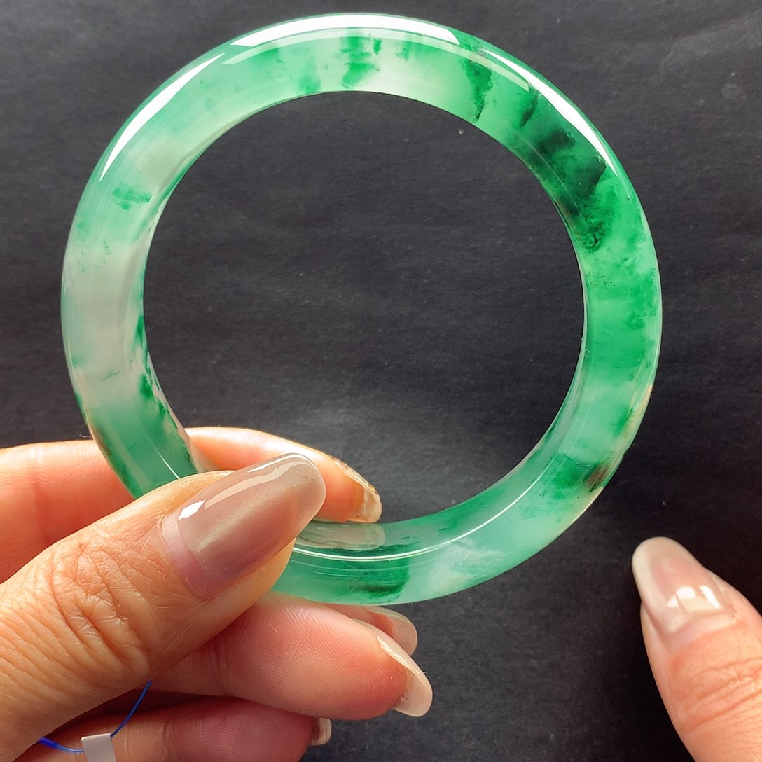 【闪购商品】石英质玉手镯未镶嵌