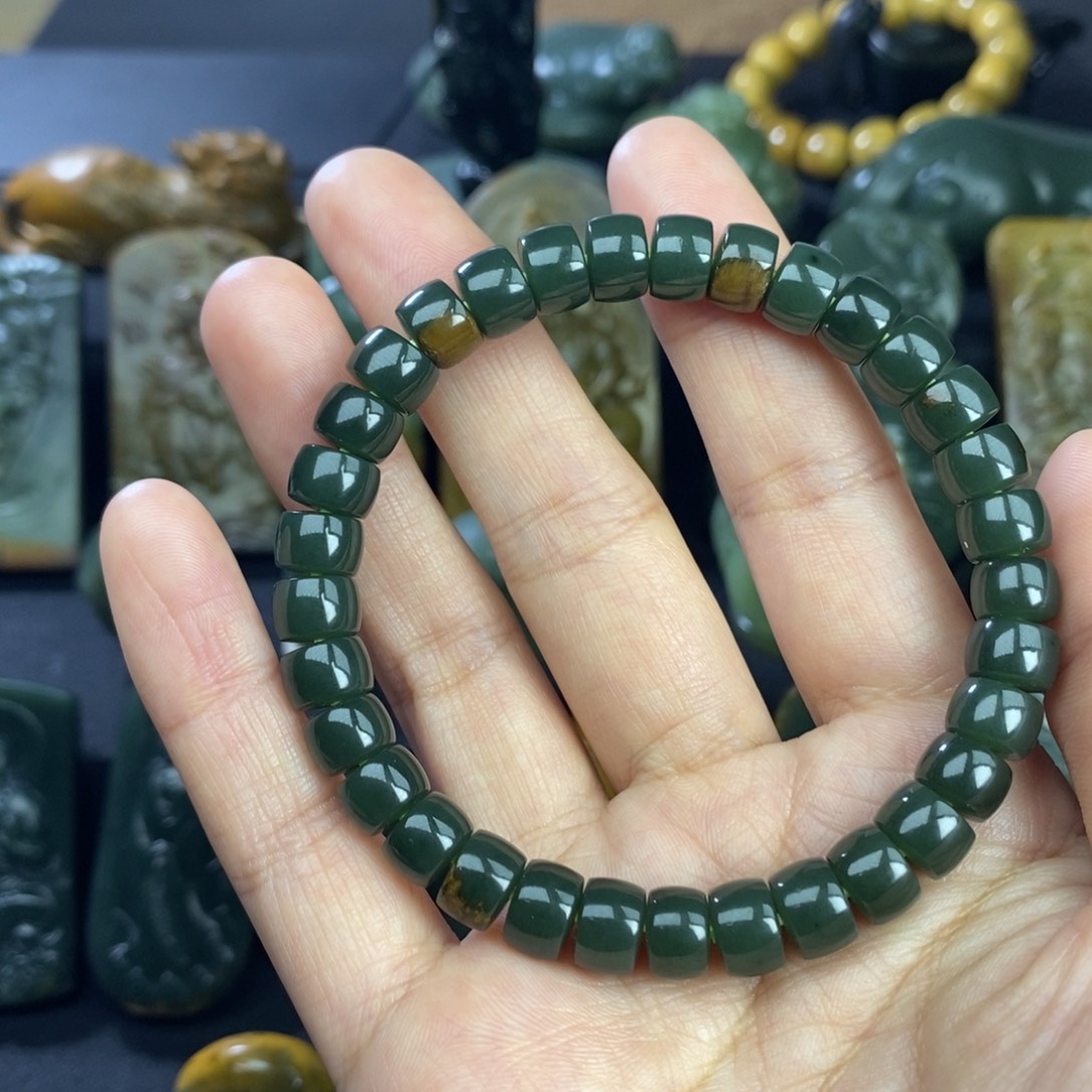 《***》岫岩河磨玉（透闪石质玉）未镶嵌手链