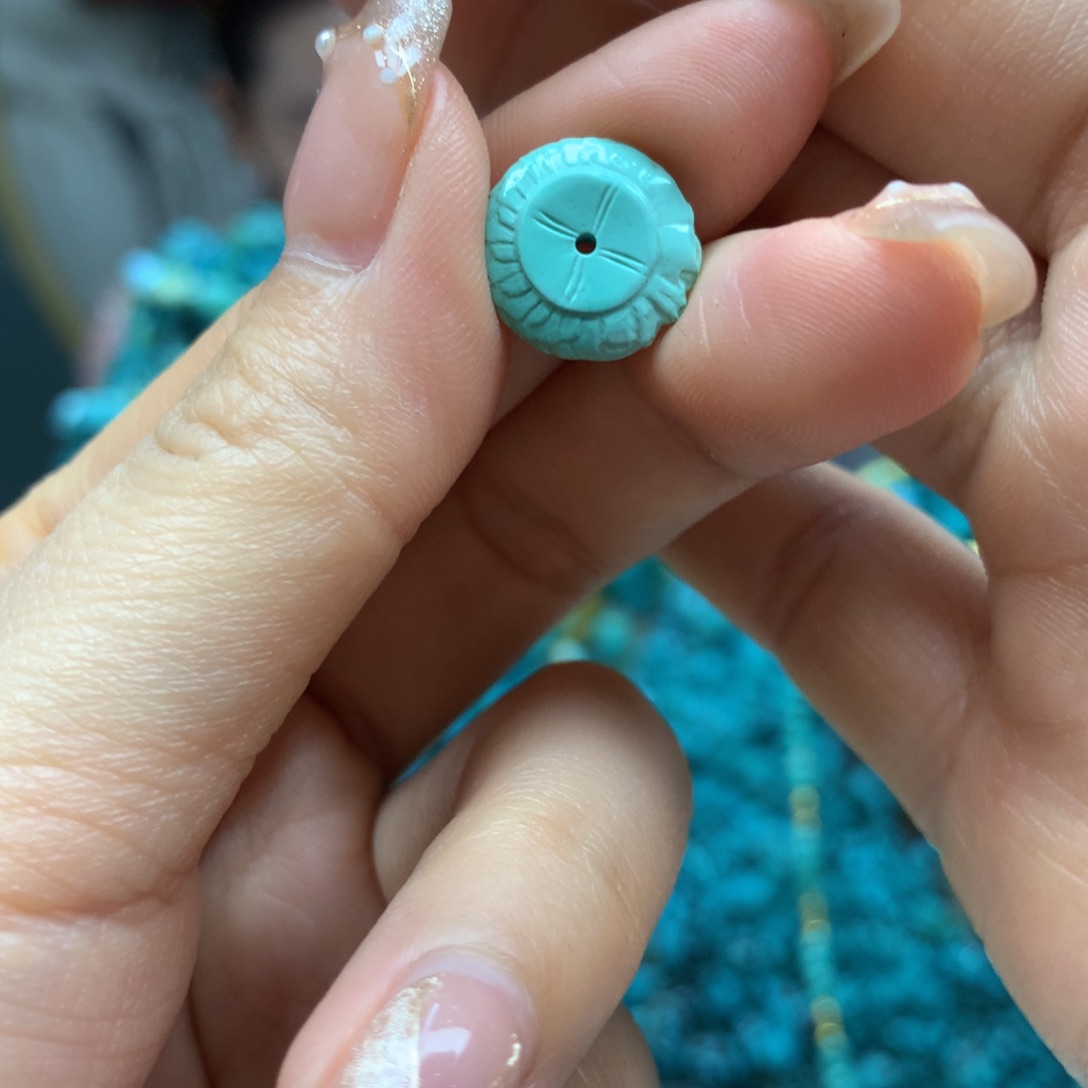 绿松石配饰未镶嵌