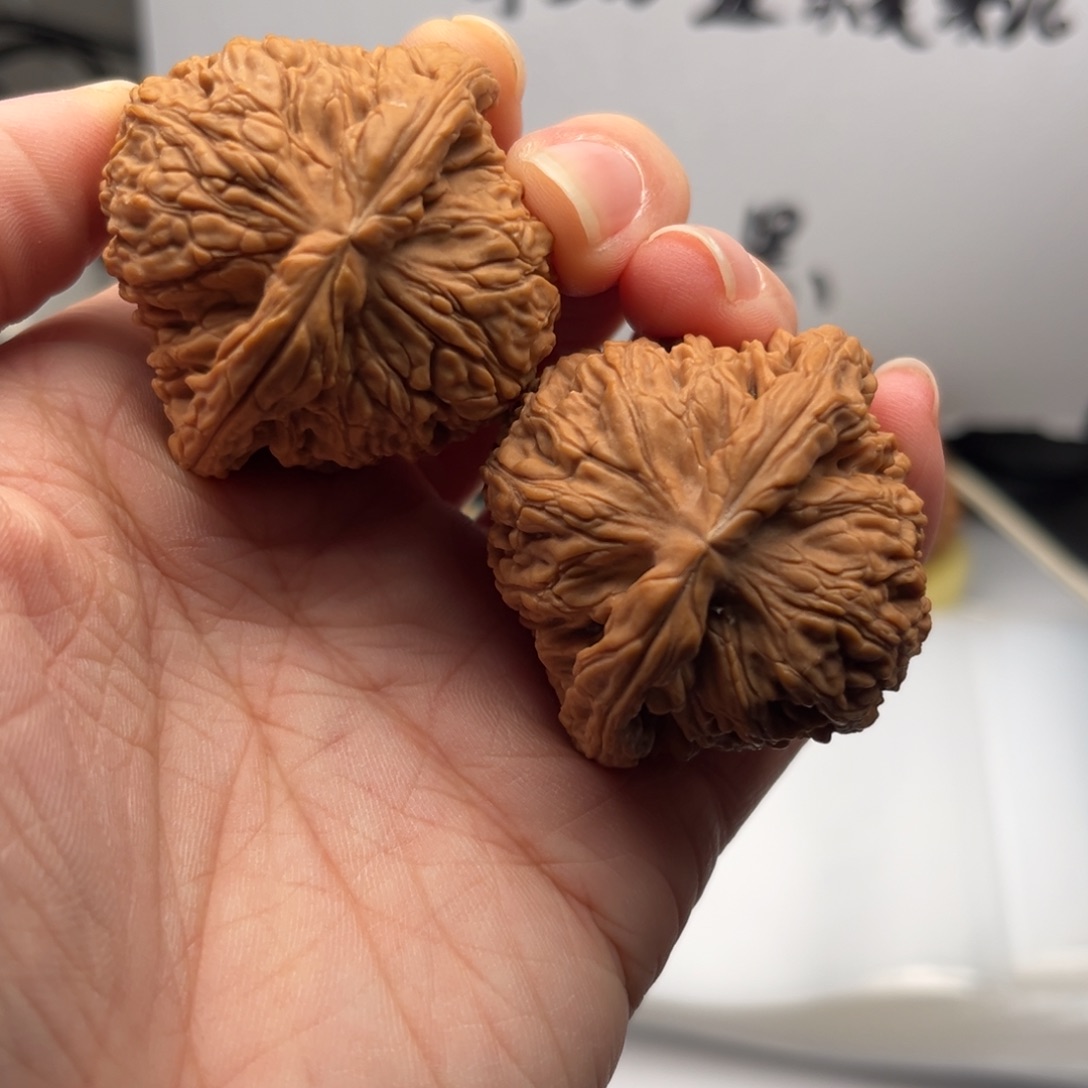 文玩核桃吊坠南疆42