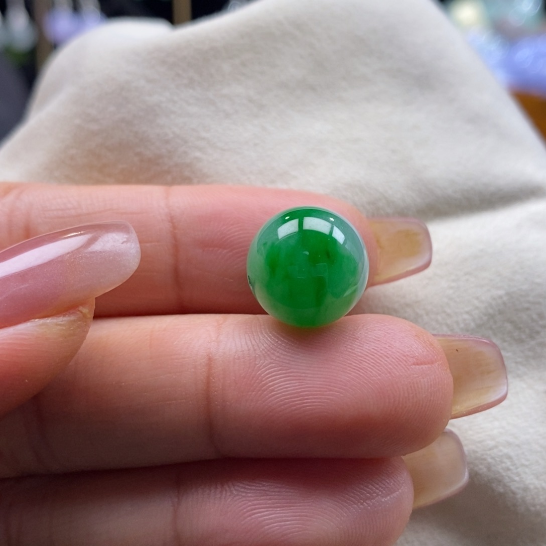 翡翠吊坠(不含链)未镶嵌翡翠辣绿珠卡12.8