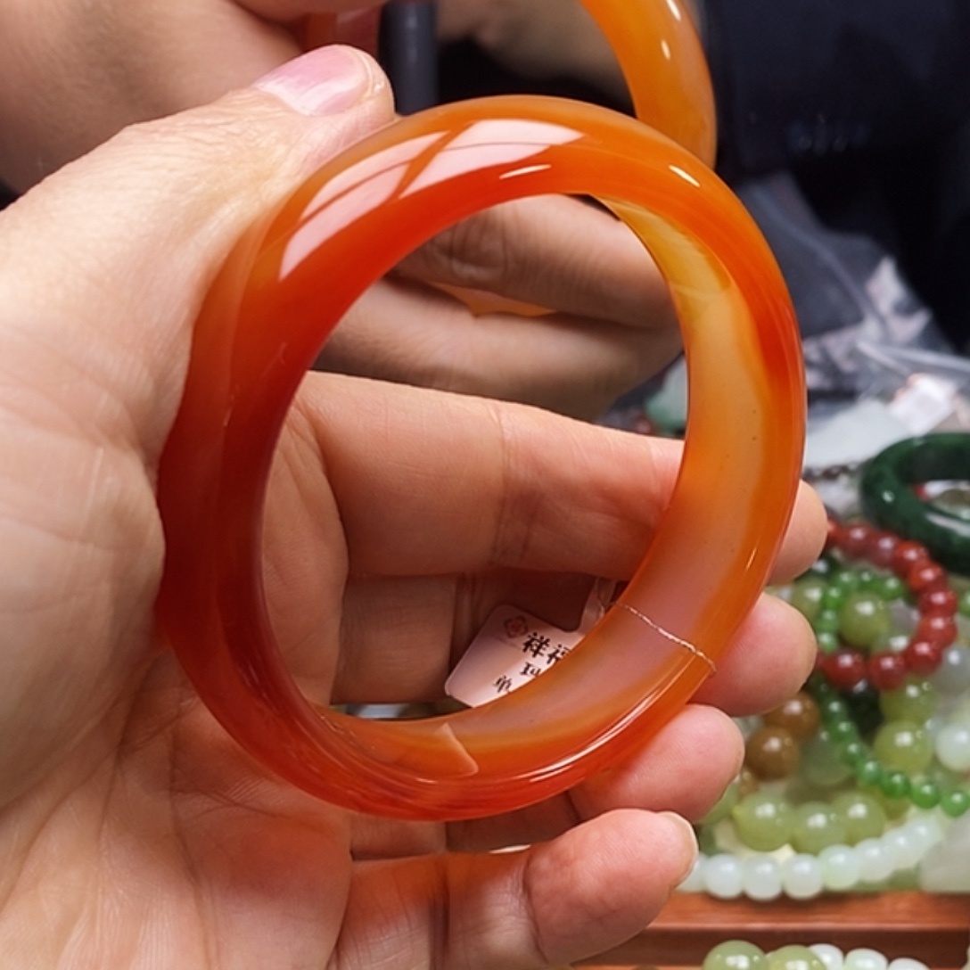 玛瑙/玉髓未镶嵌手镯