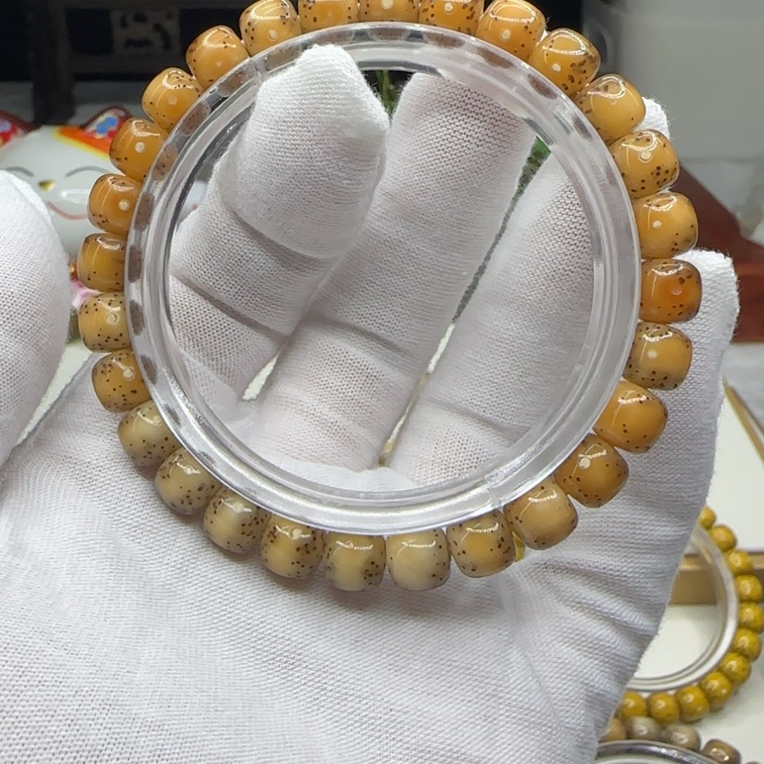 手串星月菩提火烧云通体大留白8×7一朵果a3