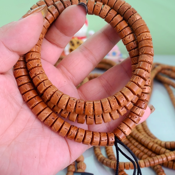 战*桃核脖挂药片脖挂