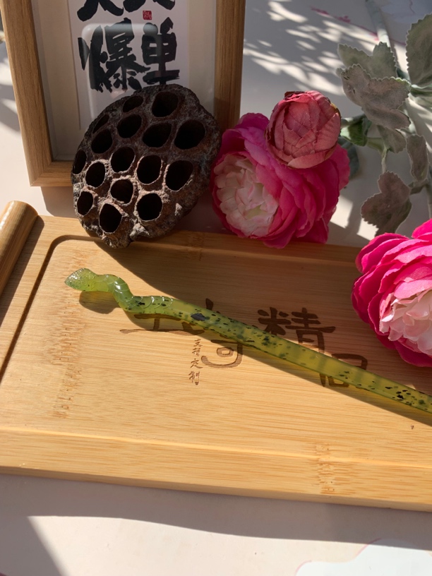 天然岫玉 绿色水墨蛇簪 蛇年大吉