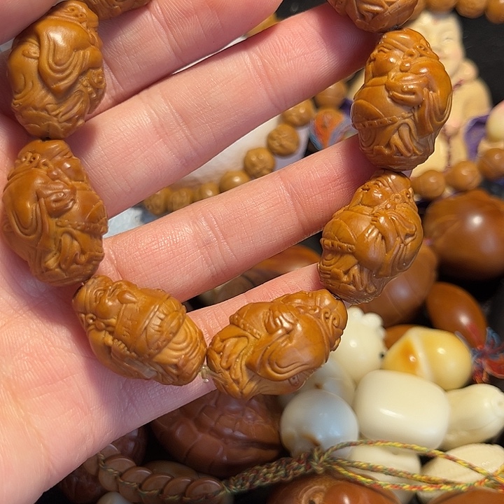 手串/手链橄榄核站立财神