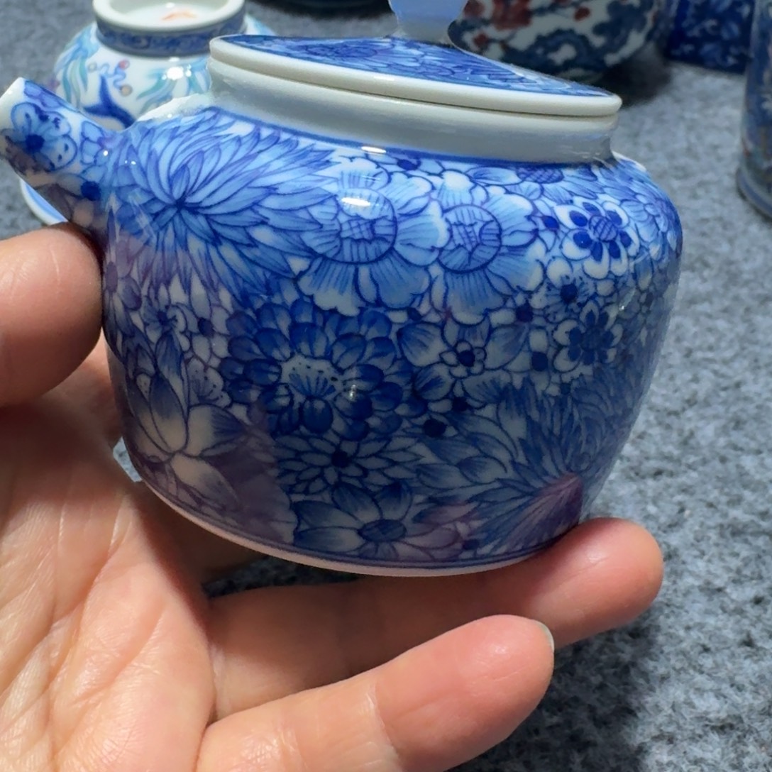 现代景德镇陶瓷手绘茶具