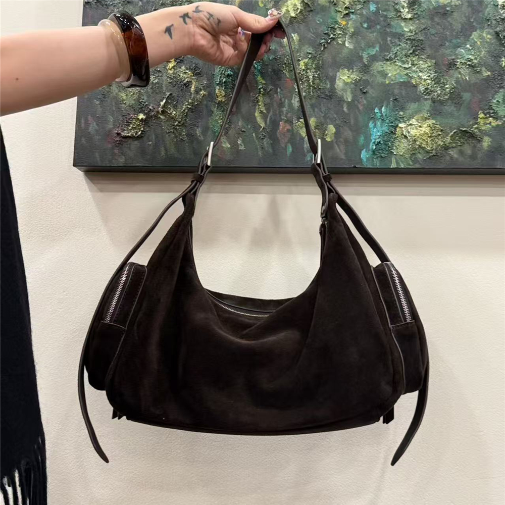 复古机车包女包2025秋冬新款通勤包腋下包百搭头层牛皮单肩斜挎包