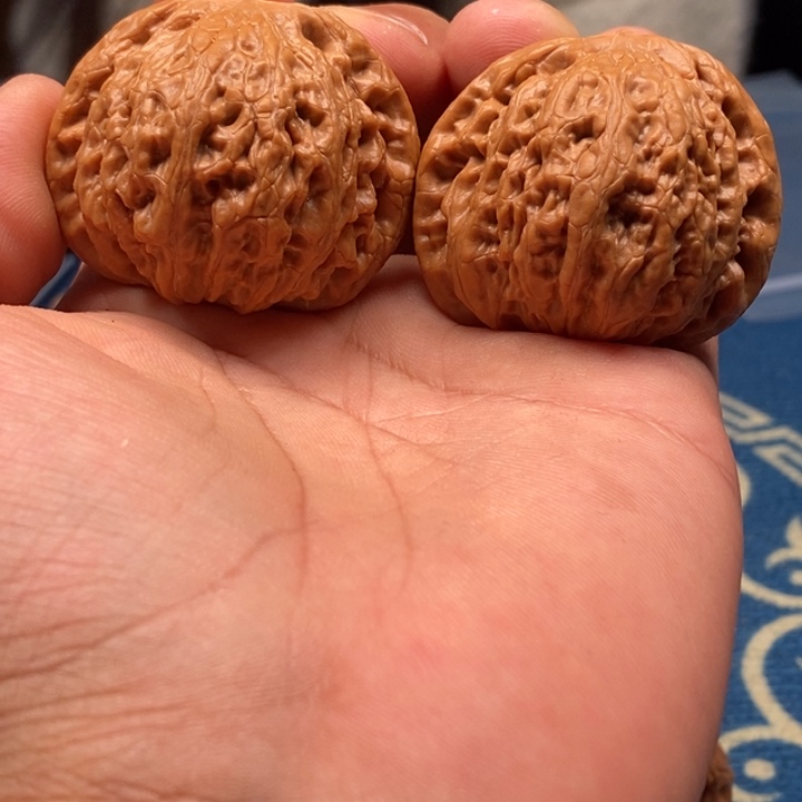 文玩核桃吊坠铁锤