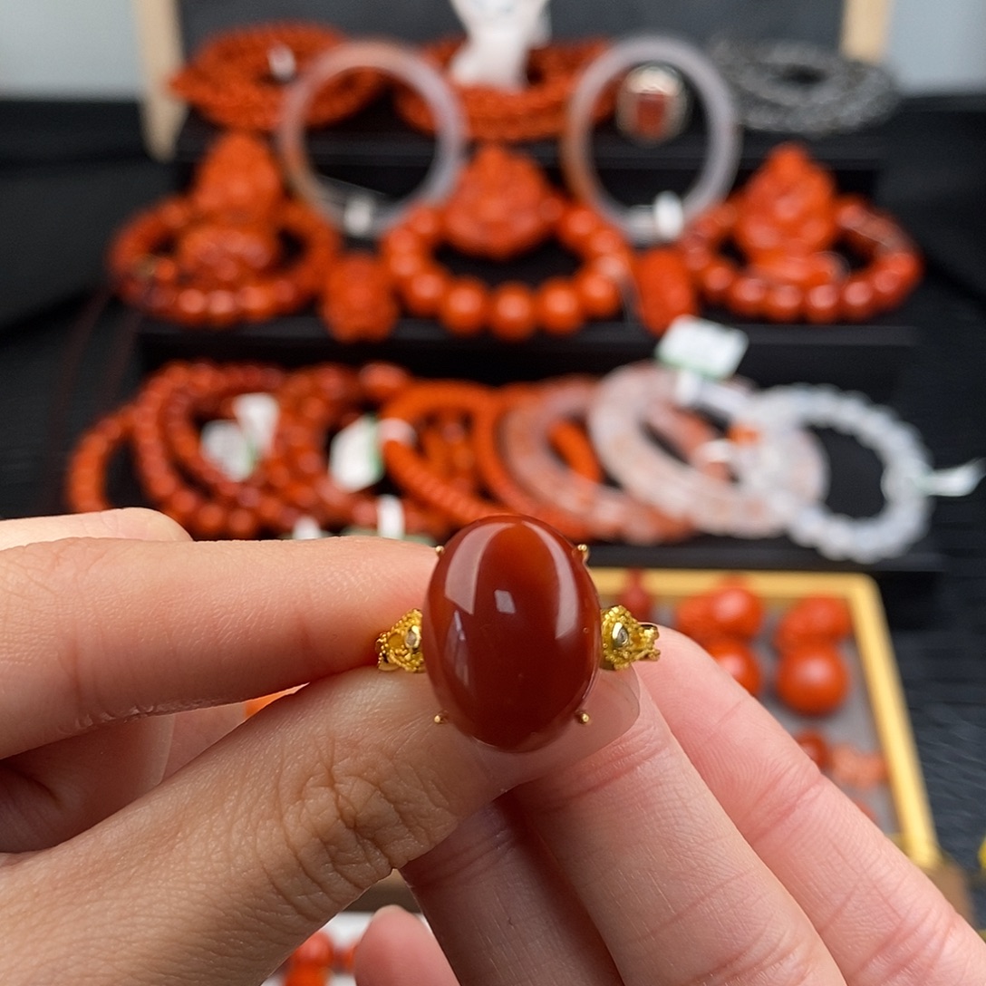 南红玛瑙银S925镶嵌四川凉山牛血红戒指