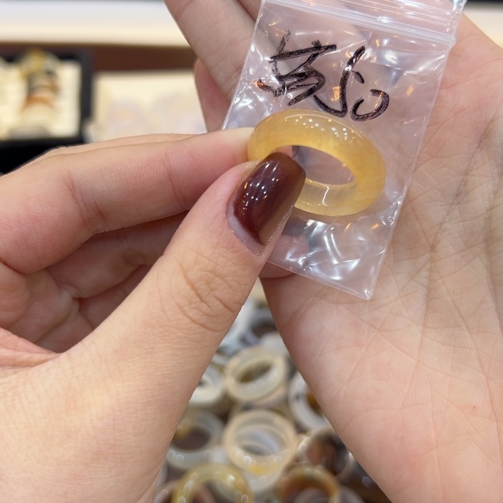 玛瑙/玉髓合金戒指50港18