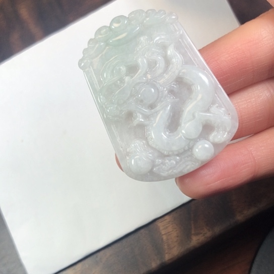 翡翠未镶嵌颈饰缅甸A货，每天下午1点半开播