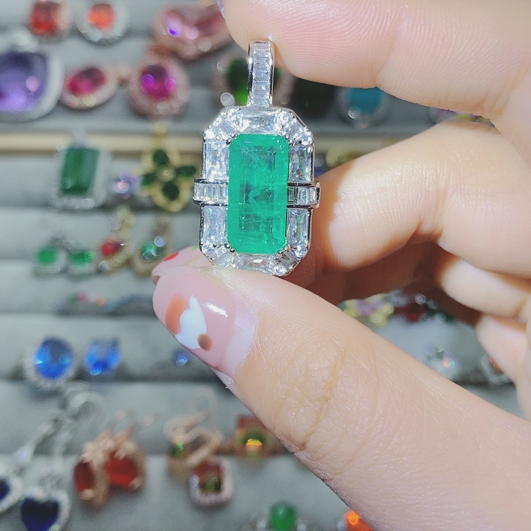 【闪购商品】托帕石耳饰银S925镶嵌