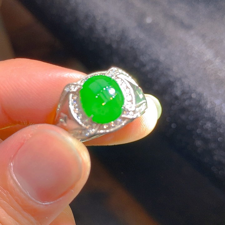 【闪购商品】翡翠颈饰银S925镶嵌翡翠