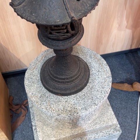 無*青山路地铁二号出口对面西