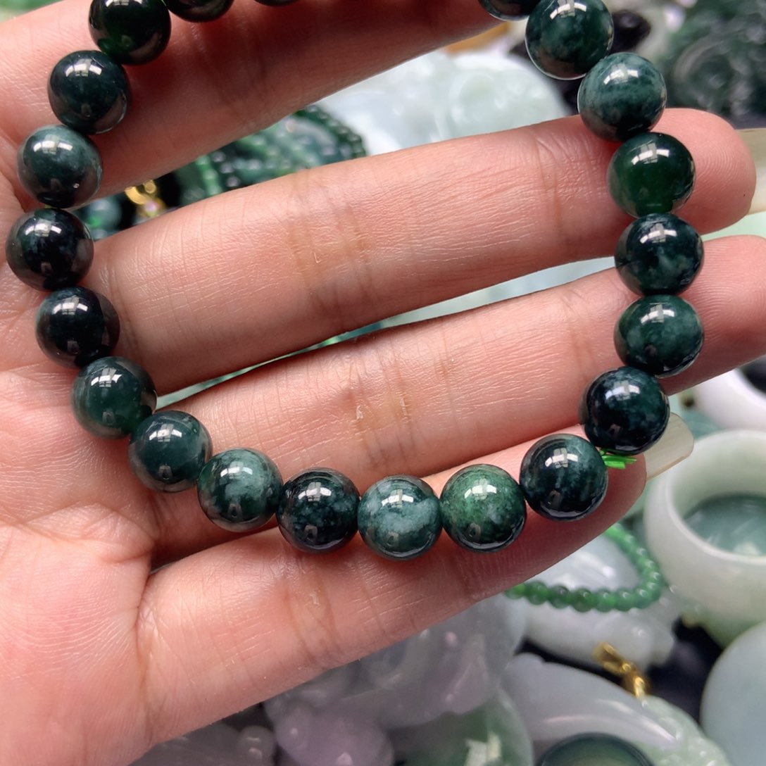 翡翠颈饰未镶嵌天然翡翠