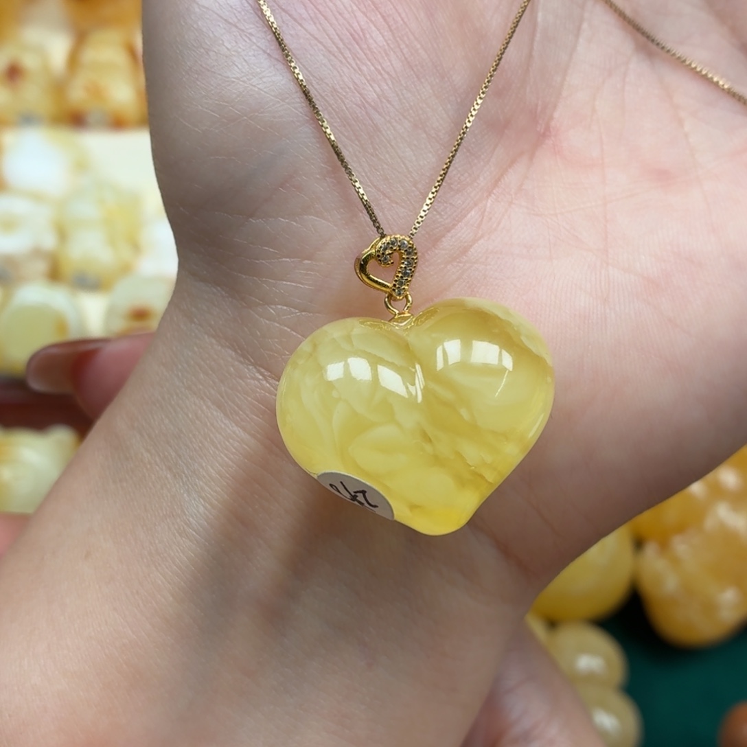 琥珀未镶嵌裸石蜜蜡