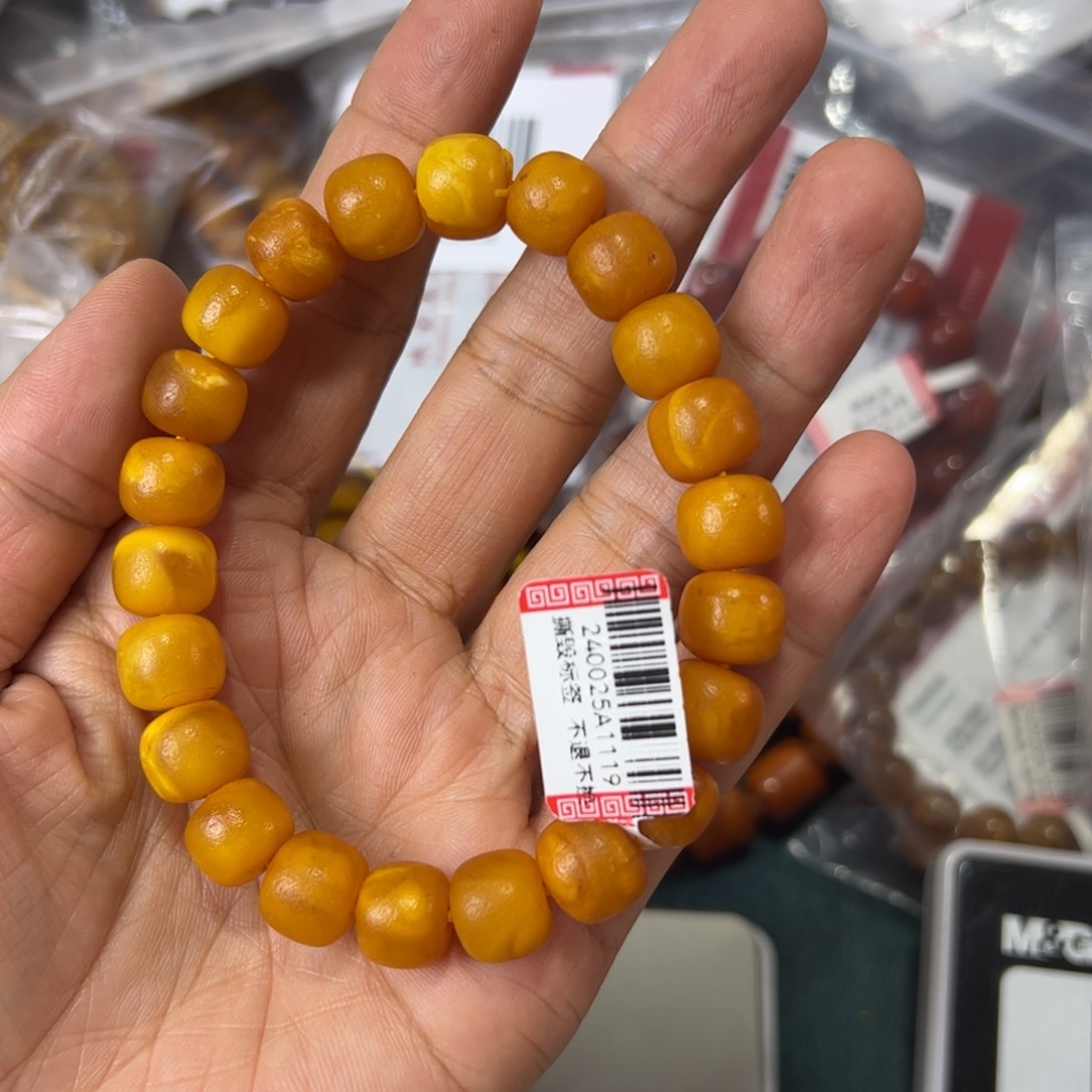 未镶嵌琥珀珠宝奇石805