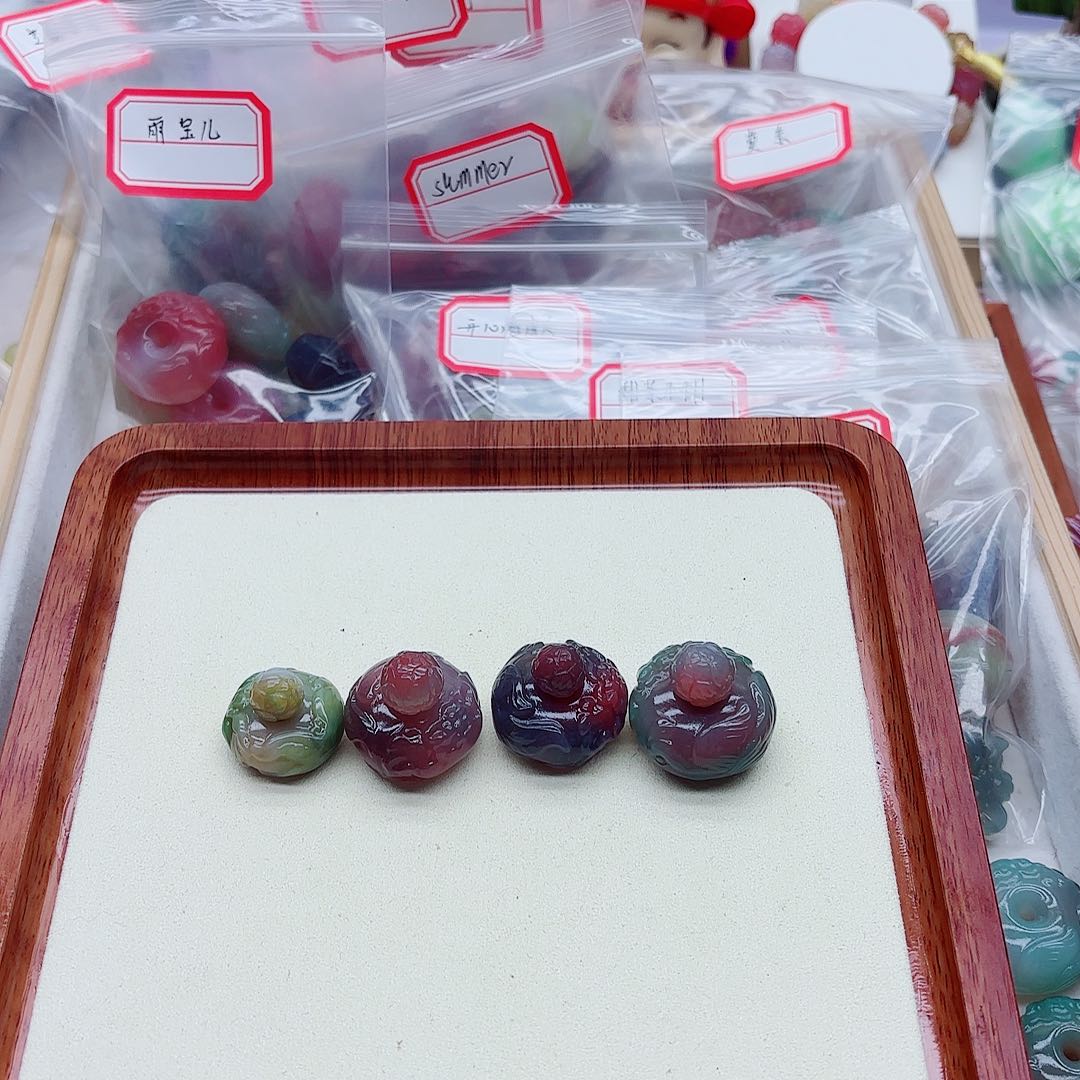 浅***然玛瑙/玉髓未镶嵌手链盐源3