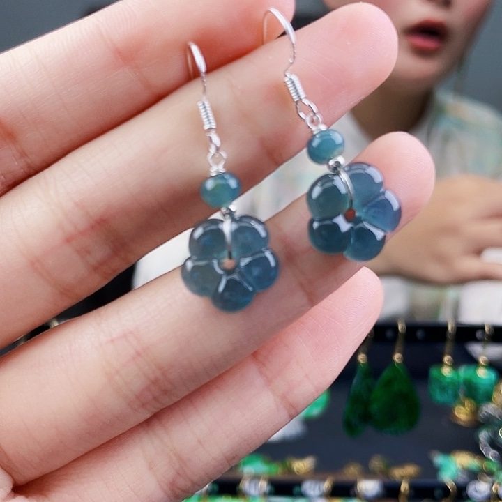 翡翠耳饰未镶嵌饰品