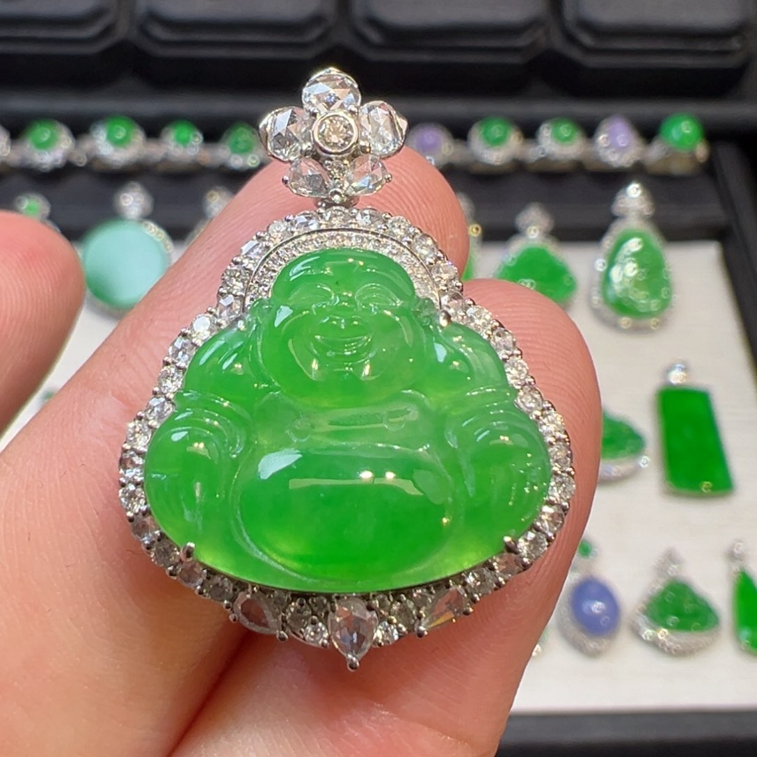 翡翠颈饰18K金镶嵌收货48小时鉴赏期