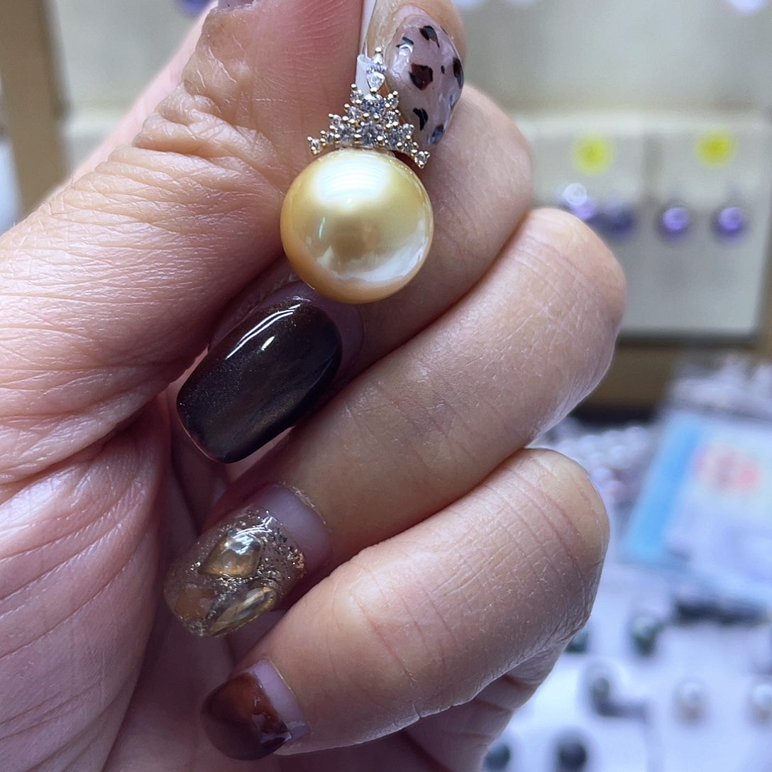 海水珍珠颈饰18K金镶嵌