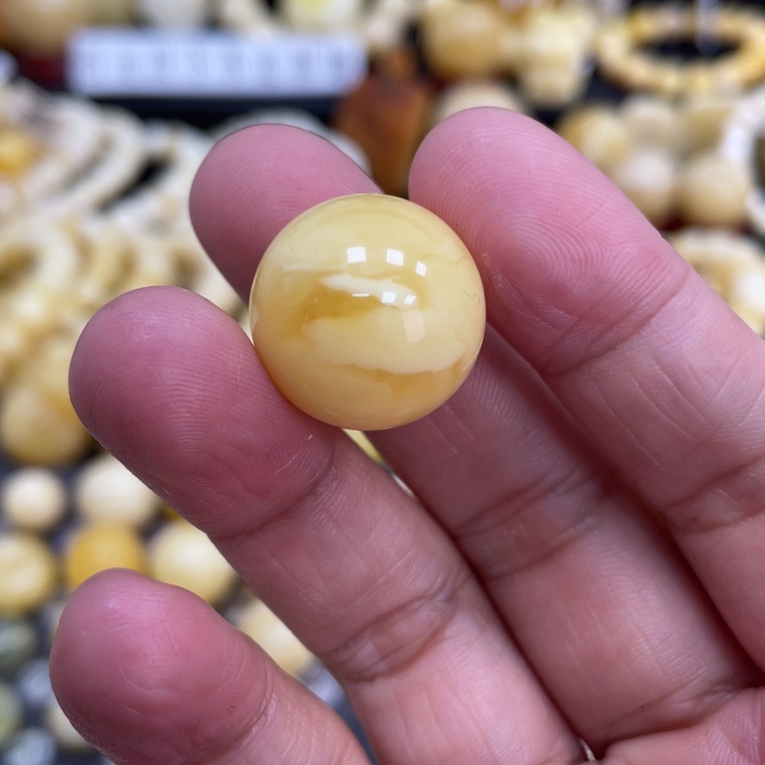 琥珀珠宝奇石未镶嵌19mm浓蜡