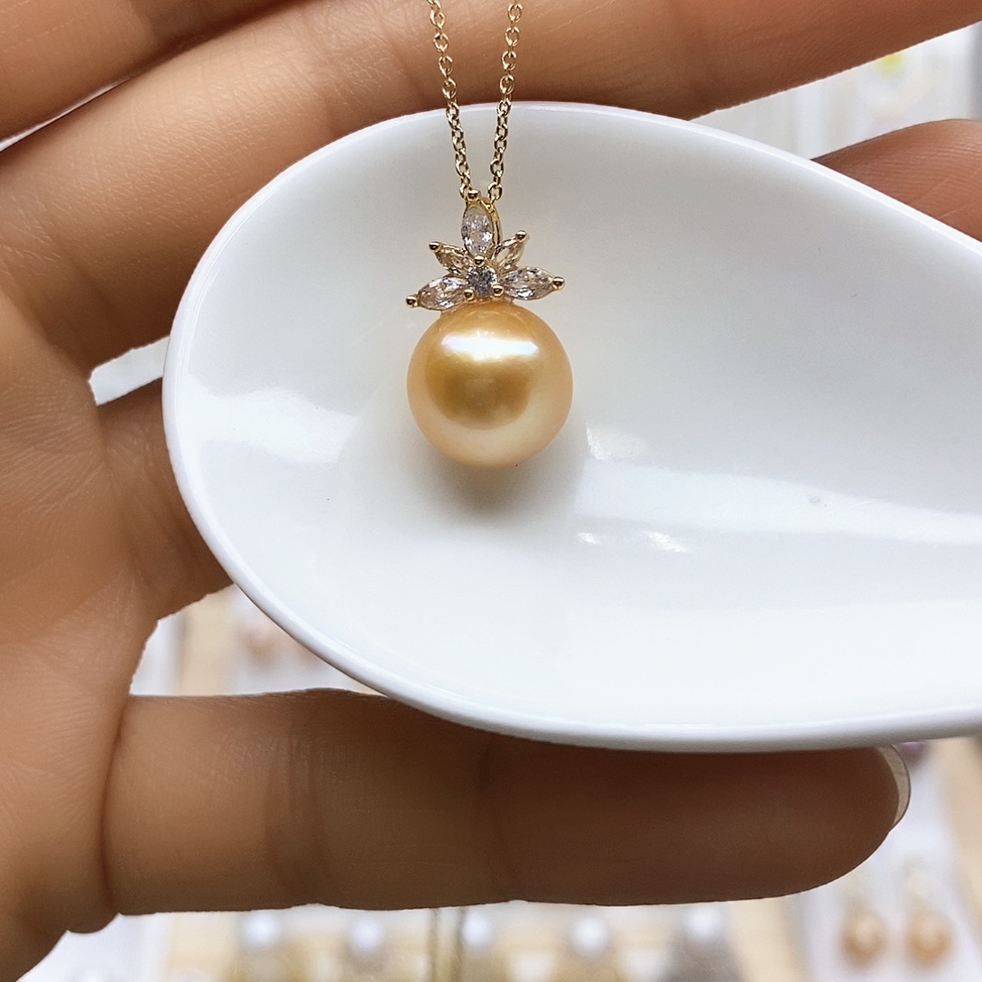 淡水珍珠颈饰合金