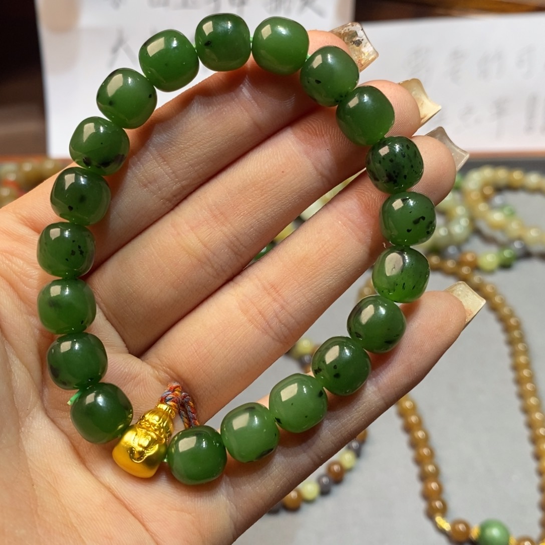 丹***饰和田玉未镶嵌手链