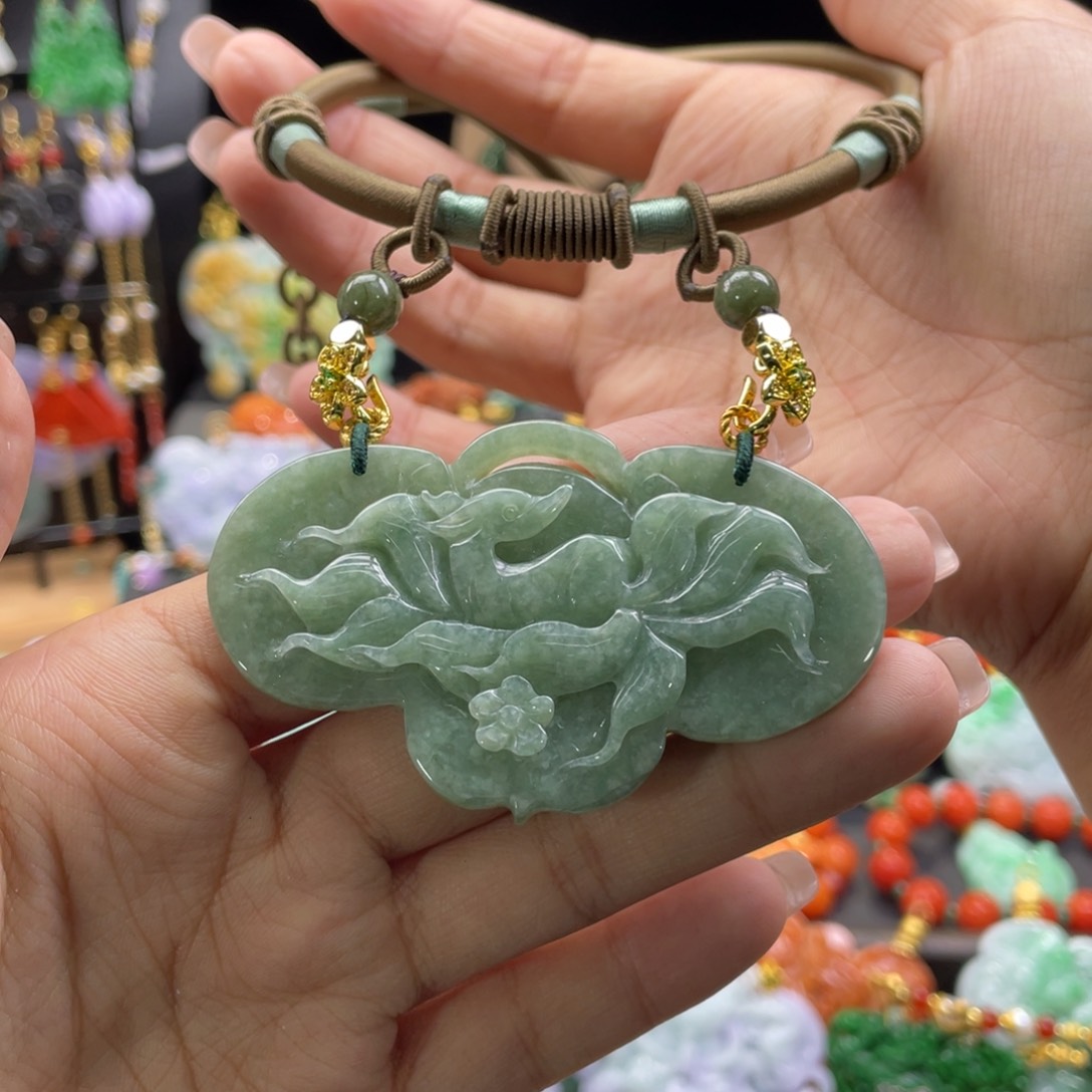 翡翠颈饰未镶嵌代编织