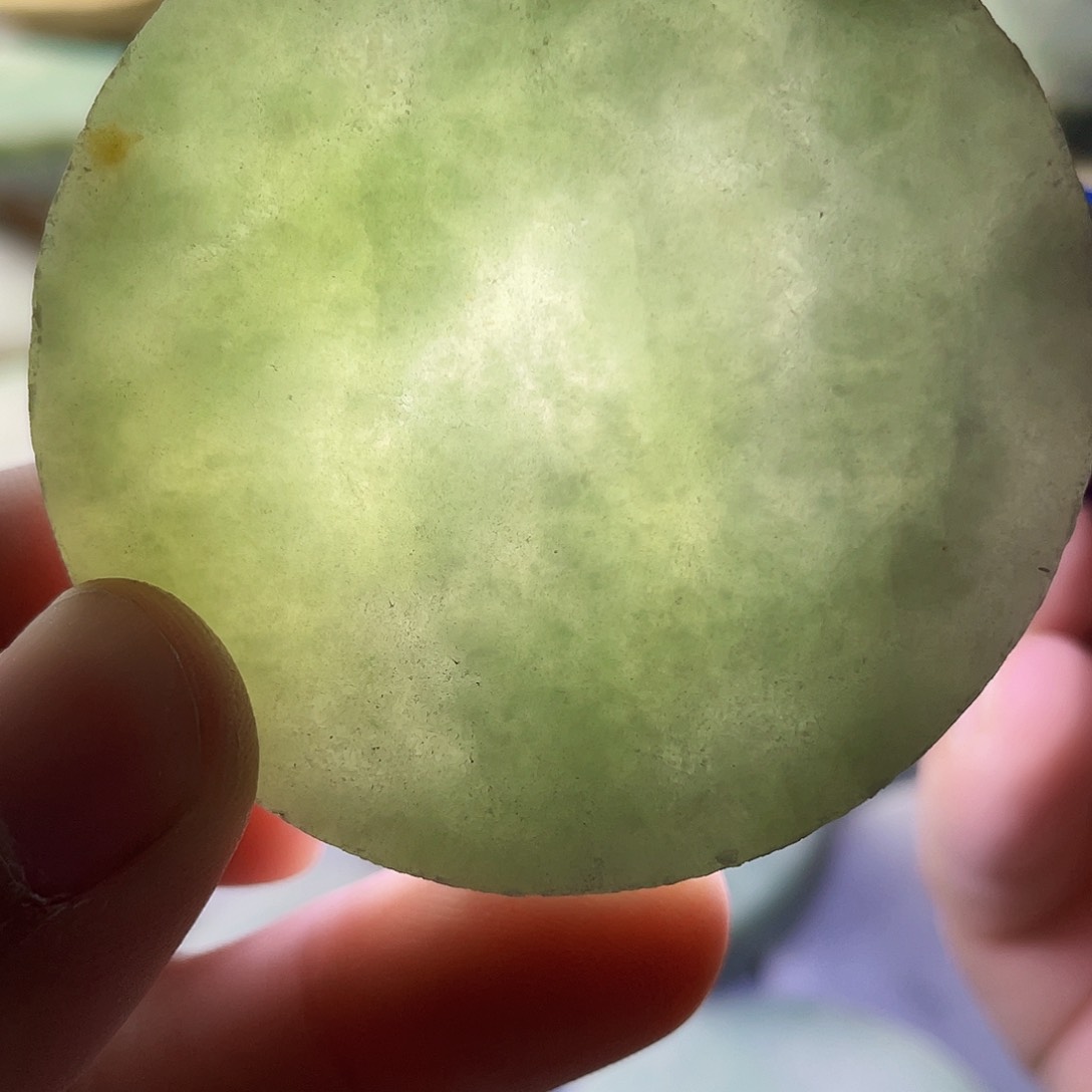 翡翠颈饰未镶嵌毛料23