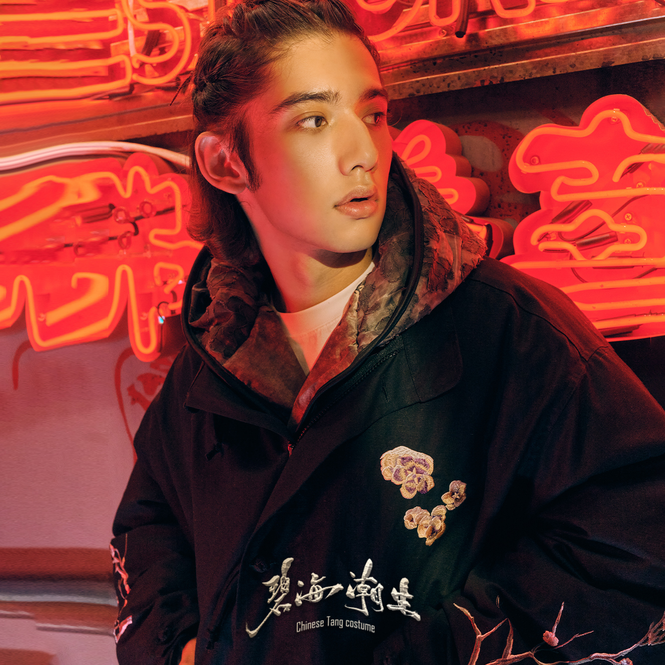 碧海潮生【傲雪】秋冬款中国风国潮刺绣加厚立领戴帽棉服外套