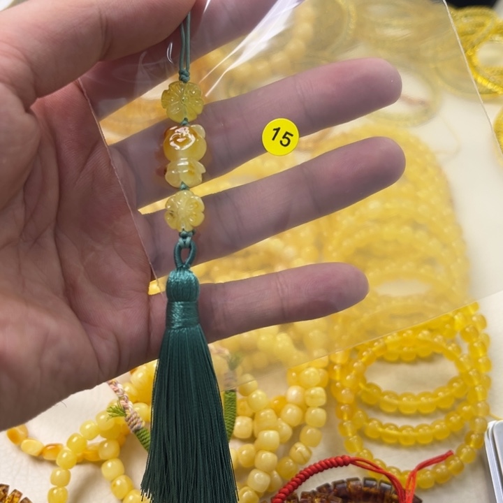 琥珀未镶嵌珠宝奇石