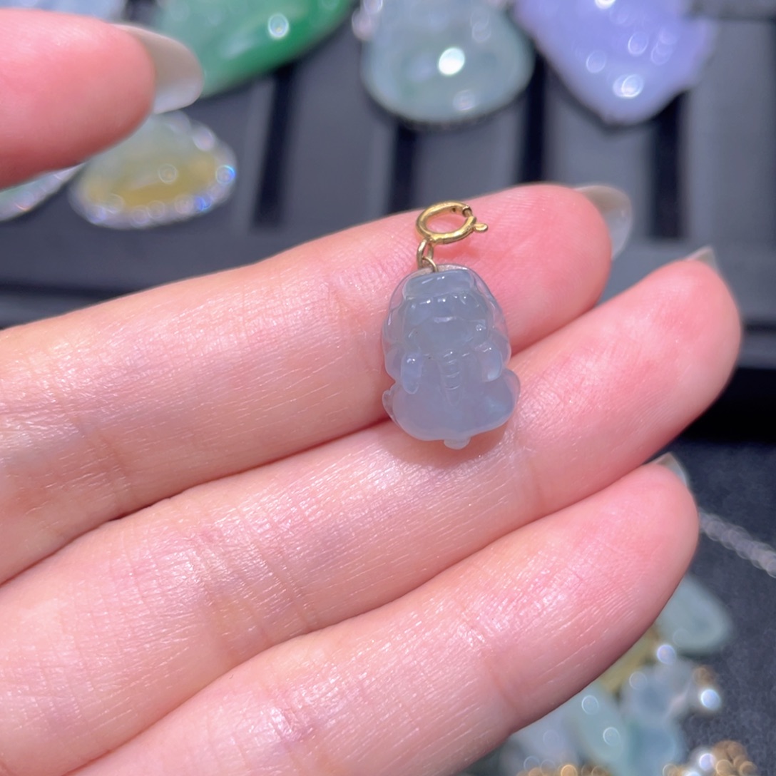 颈饰18K金镶嵌翡翠翡翠