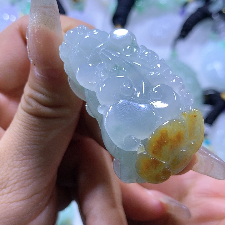 翡翠颈饰未镶嵌天然翡翠A货吊坠