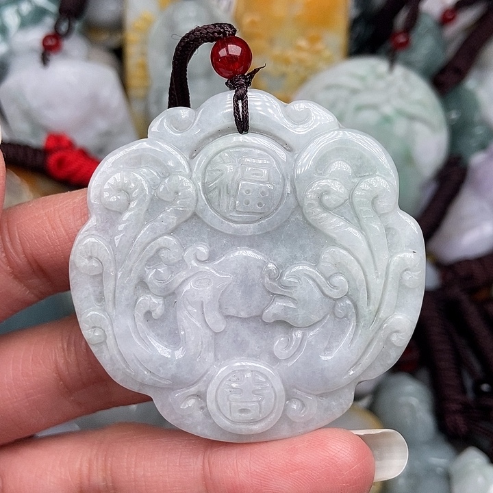 颈饰未镶嵌翡翠翡翠