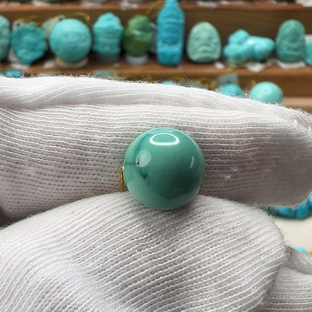 绿松石配饰未镶嵌