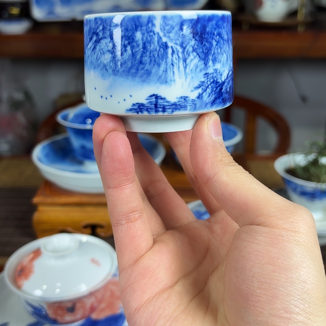 游*王庆龙老师手绘陶瓷