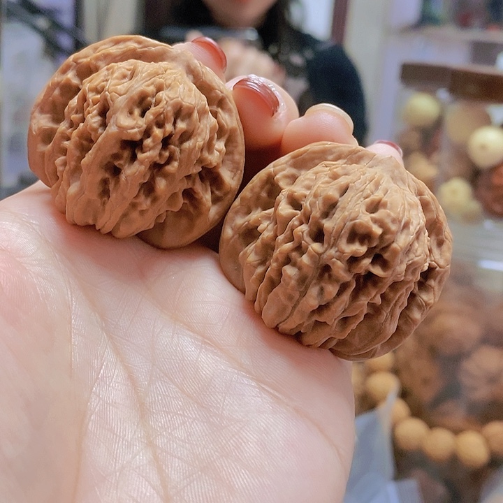 【闪购商品】文玩核桃把件40.5四座楼