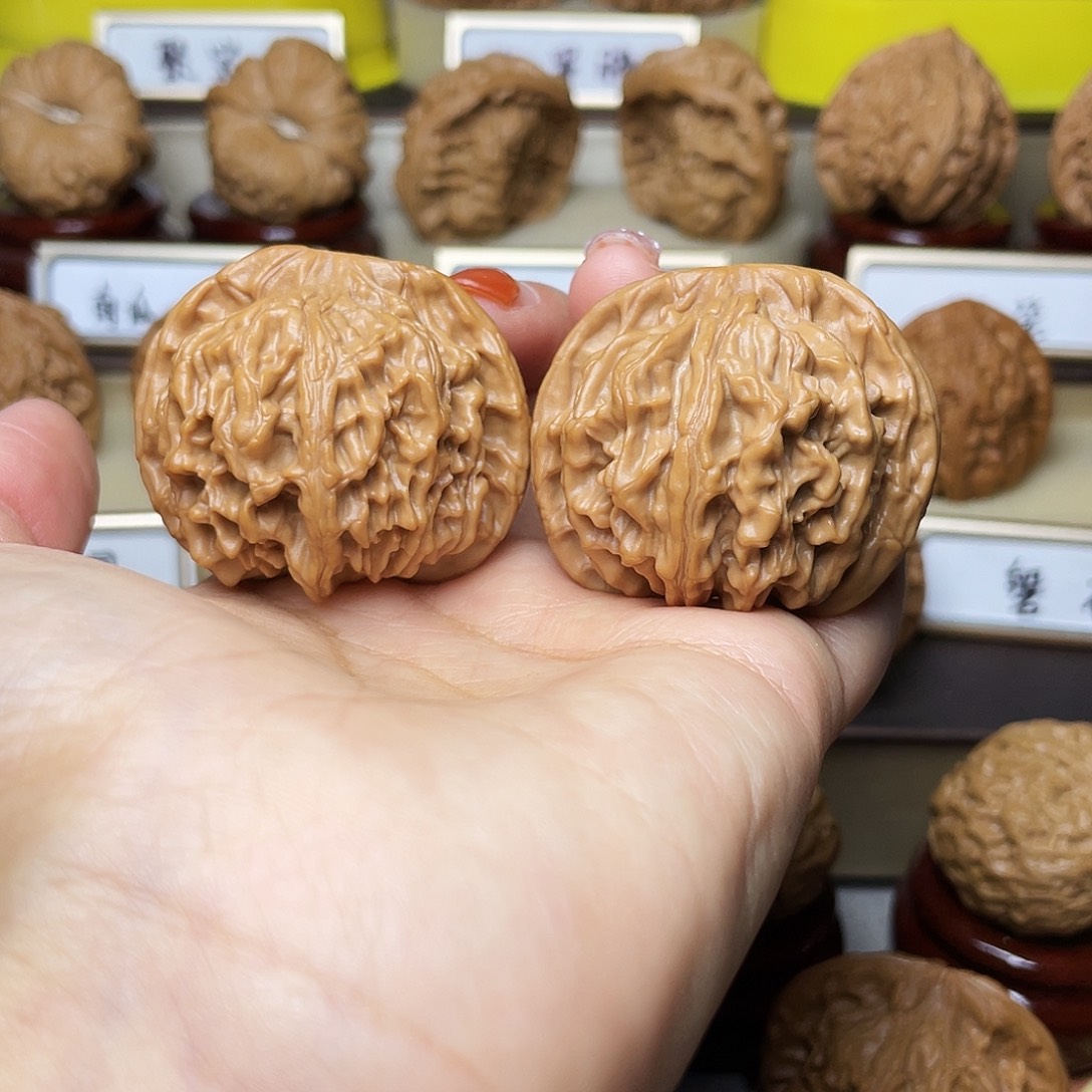 把件文玩核桃星**璨天地狮子头43左右