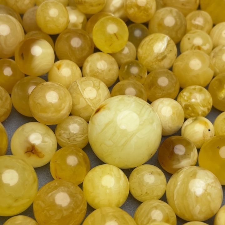 H***刻蜜蜡未镶嵌珠宝奇石天然蜜蜡随机发一个