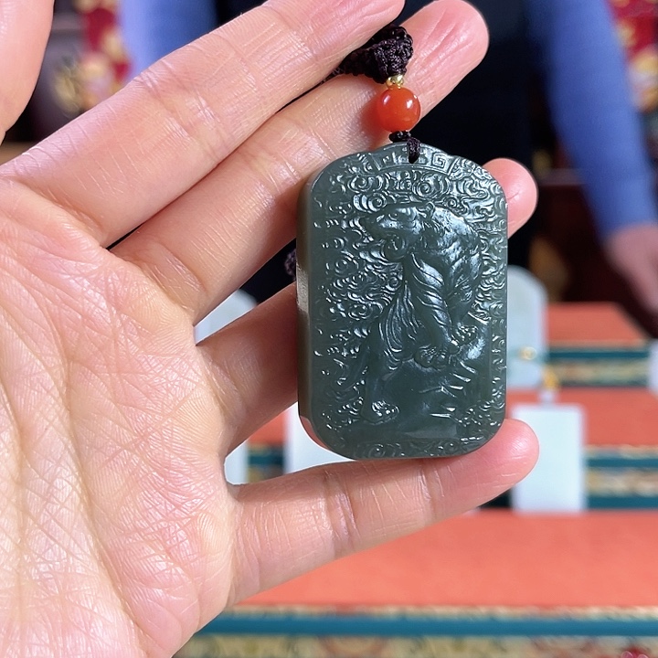 和田玉吊坠未镶嵌