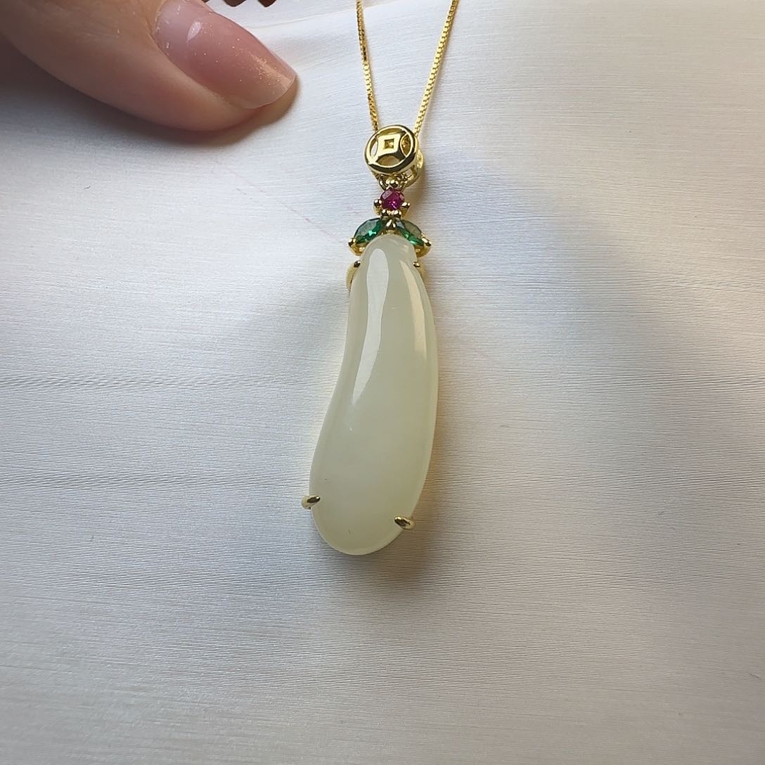 和田玉颈饰未镶嵌