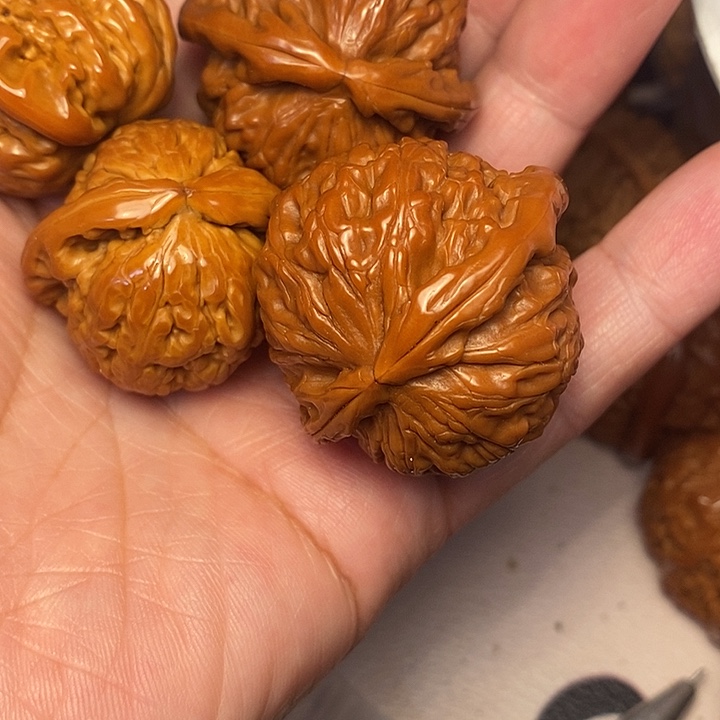 ****.吊坠文玩核桃白39