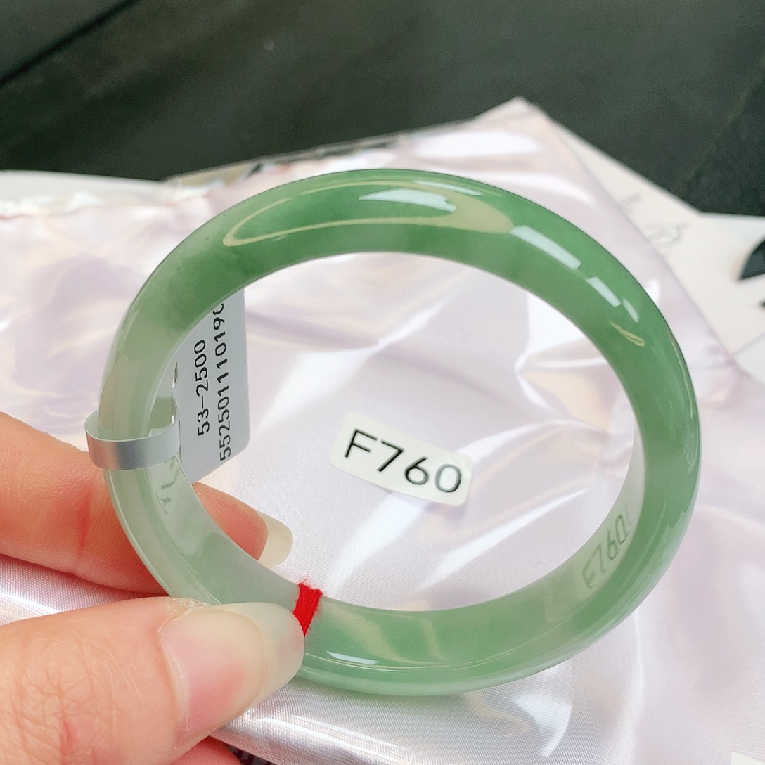 【闪购商品】翡翠手镯未镶嵌缅甸天然a货翡翠