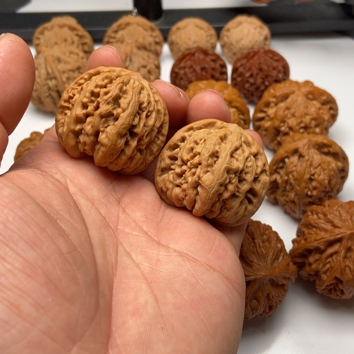 文玩核桃吊坠40全品平谷九龙文玩核桃