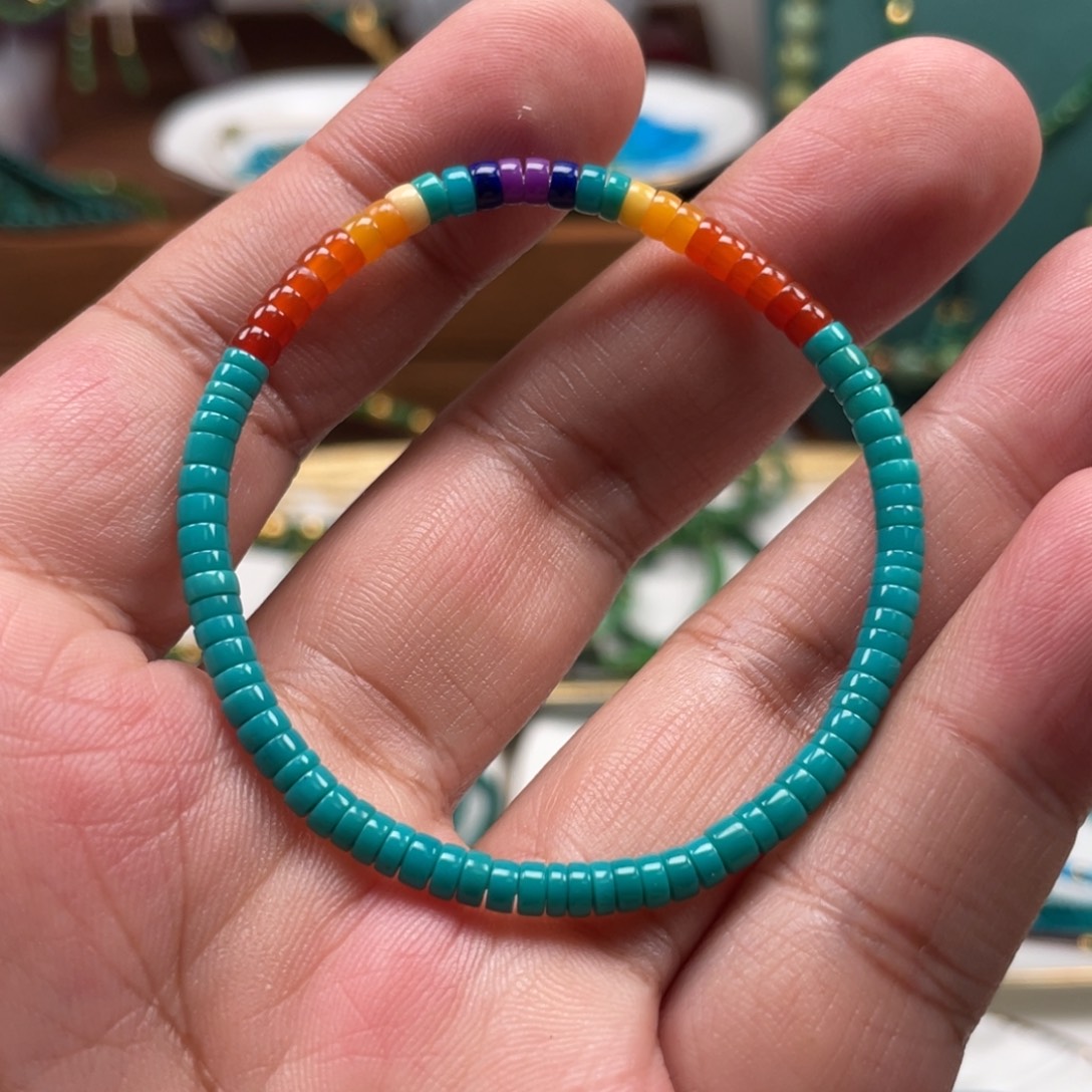 绿松石未镶嵌手串