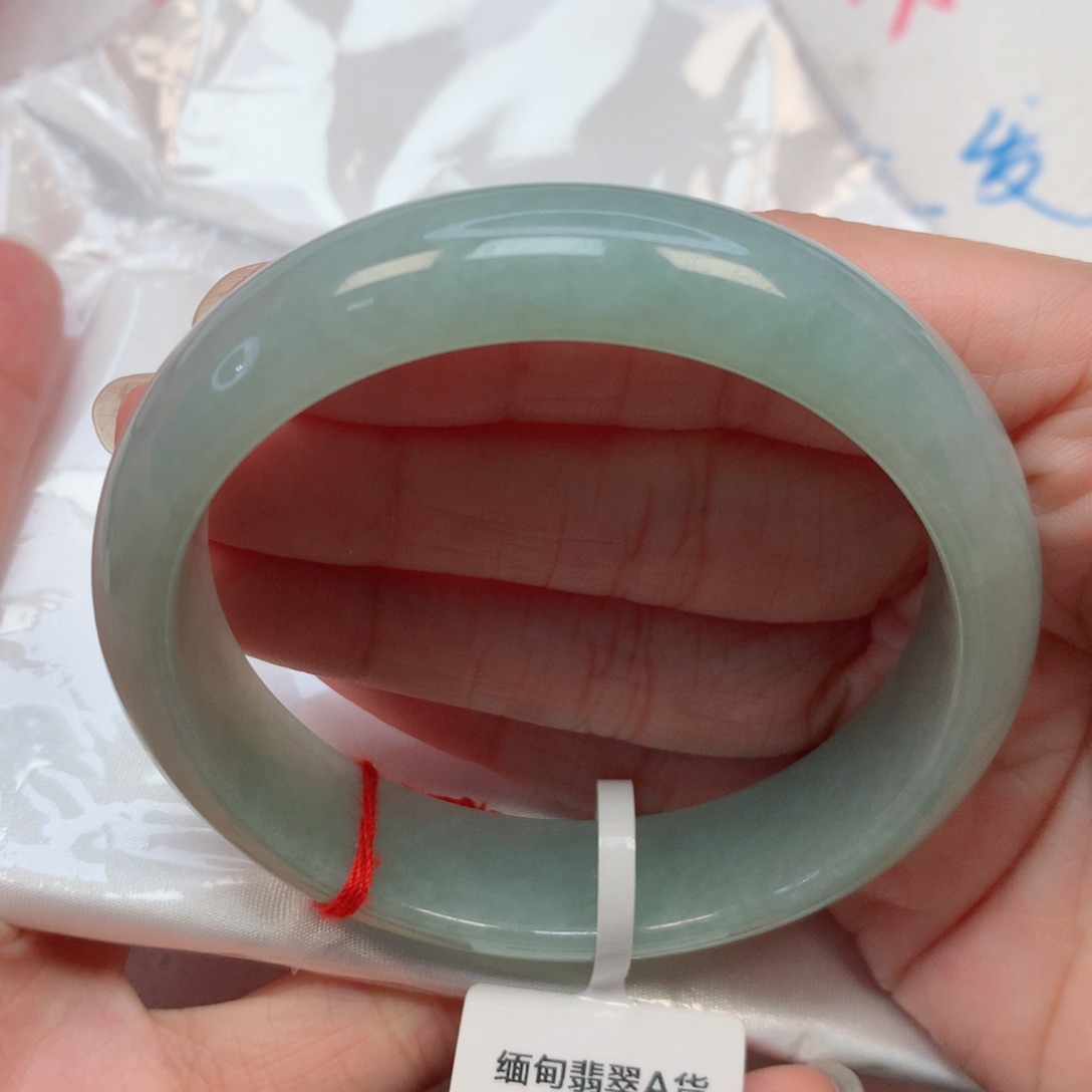 翡翠手镯未镶嵌59圈 湖水绿轮胎镯 无纹裂
