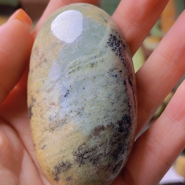 未镶嵌手串岫岩河磨玉（透闪石质玉）