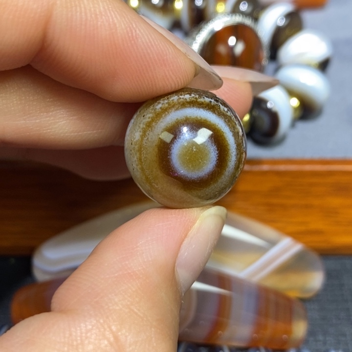未镶嵌颈饰玛瑙/玉髓